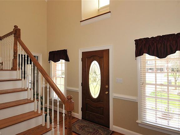 3rd image of 5075 Century Oaks Ln
