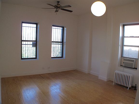 5th image of 507 Park Pl APT 2