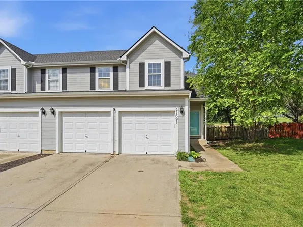 21691 S Main St, Spring Hill, KS 66083