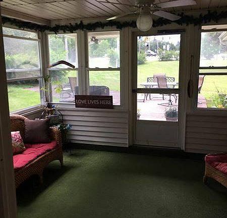 3 season room