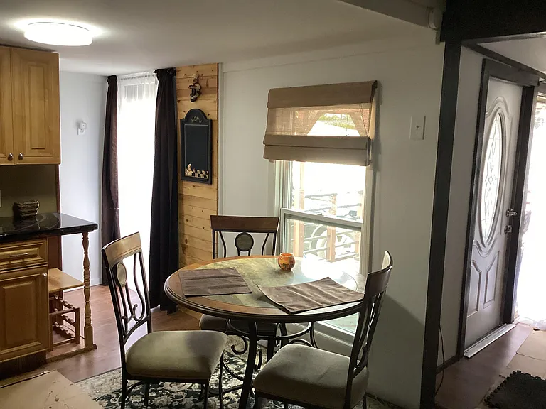 5166 Margaret Ann Ln — Photo 3