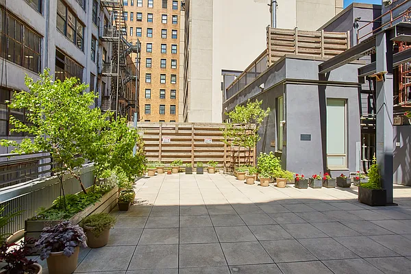 Sold by Brown Harris Stevens | media 17