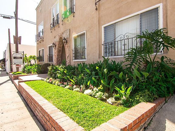 5th image of 315-323 N Curson Ave #1019093