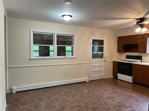 5th image of 17 Crimi Cir
