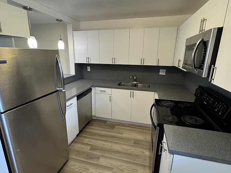 8481 Springtree Dr #303B — Photo 1