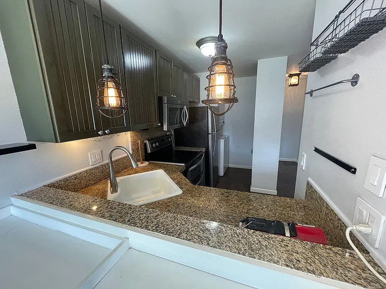 480 Kenolio Rd #5-106 — Photo 8