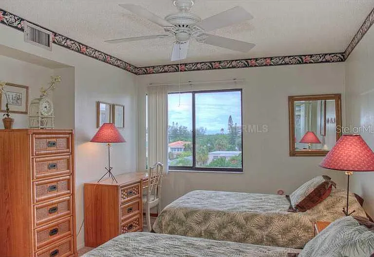 131 Garfield Dr #4C — Photo 16