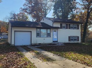 1595 Neptune Ter, Vineland, NJ 08360