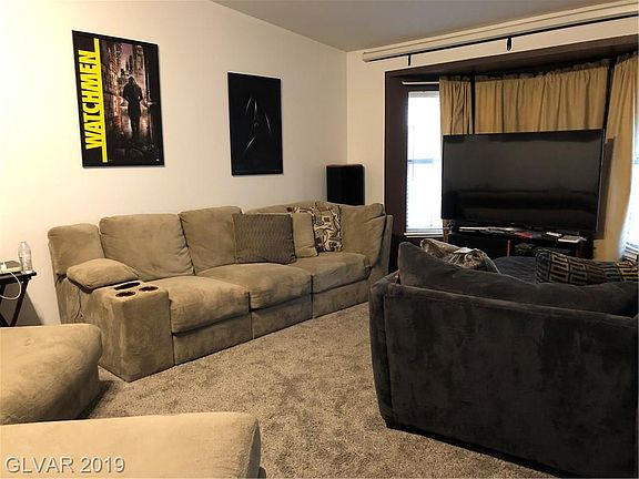3rd image of 7220 Carmen Blvd