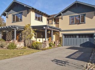 311 Chestnut St, Pacific Grove, CA 93950