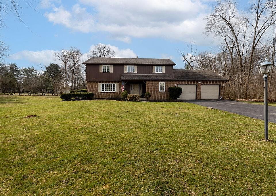1st image of 8915 Charington Ct