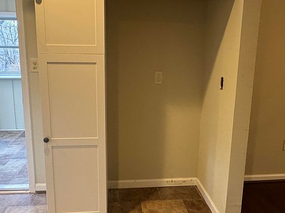 5th image of 3997 Welcome Valley Rd