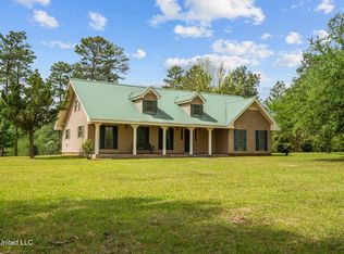 179 Lower Airport Rd, Lumberton, MS 39455