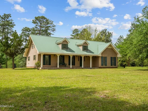 179 Lower Airport Rd, Lumberton, MS 39455