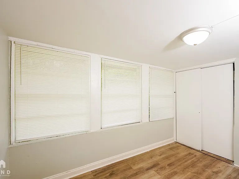 4313 Kendall Ave — Photo 14