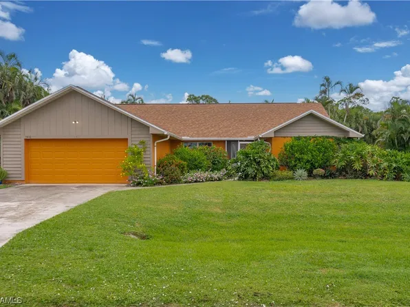 7418 Grande Pine Rd #W, Bokeelia, FL 33922