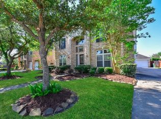2626 Canyon Bluff Dr, Manvel, TX 77578