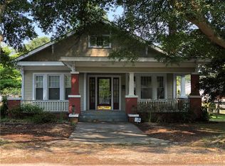 704 S Magnolia Ave, Dunn, NC 28334