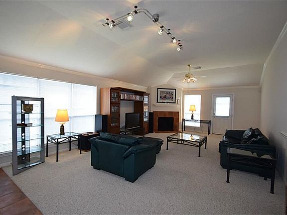 5th image of 17022 Samsarah Cir