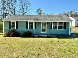 315 Green Meadow Ln, Rocky Mount, VA 24151