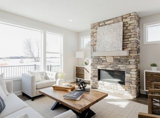 1975 Northridge Dr, Hastings, MN 55033