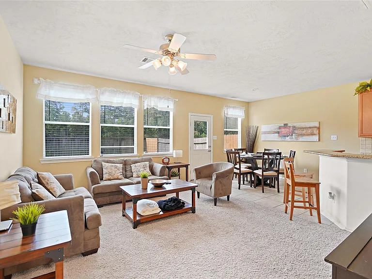 211 Bloomhill Pl — Photo 8