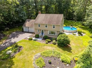 25 Settlement Rd, Amston, CT 06231