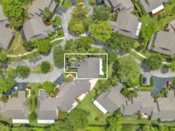 5th image of 9347 Chelsea Dr N