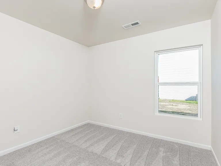 1228 Zoysia Dr — Photo 11