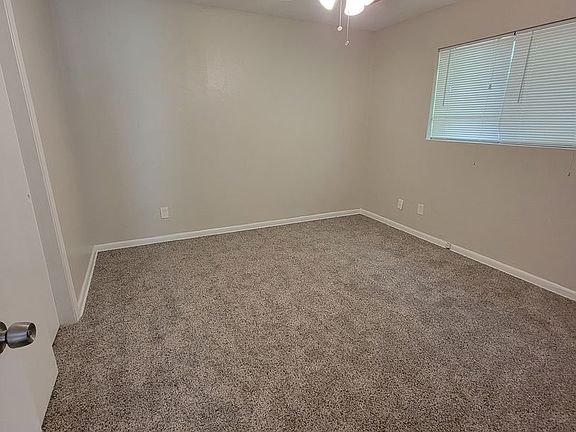 3rd image of 5328 Jonquil St