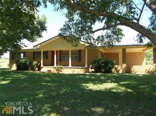 17950 Kermit Rd, Metter, GA 30439