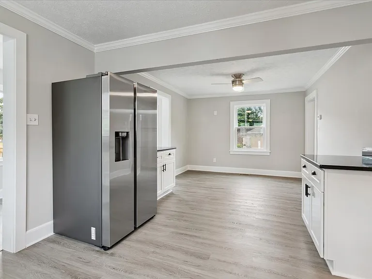 101 Pulaski St — Photo 12