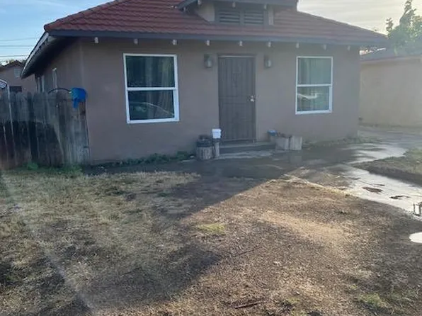 424 S A St, Madera, CA 93638