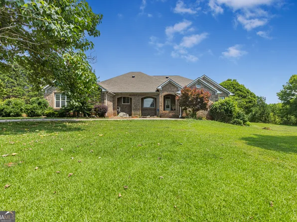 150 Old Farm Rd, Fayetteville, GA 30215
