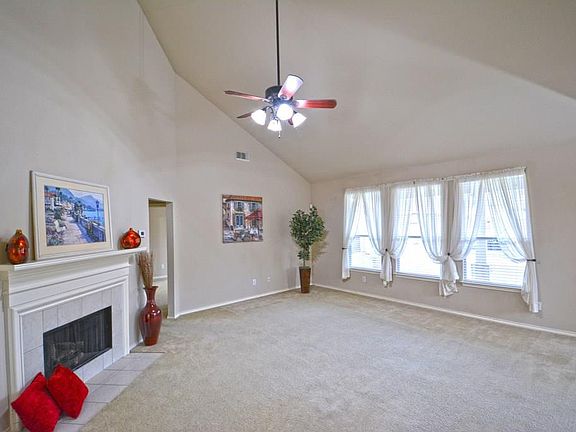 5th image of 17027 Terrace Park Dr