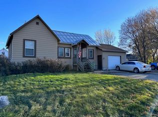 166 Linden Ave, Oconto Falls, WI 54154