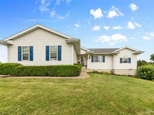 88 Trophy Dr, Farmington, MO 63640