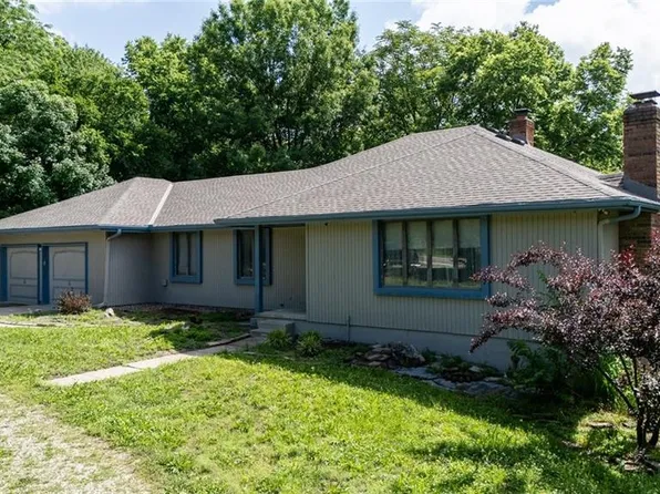 17635 Stubbs Station Rd, Camden Point, MO 64018