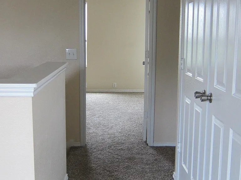 29704 Sullivan Oaks Dr — Photo 13