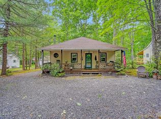 945 Route 390, Greentown, PA 18426