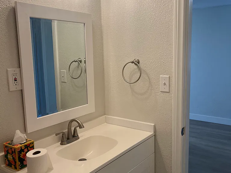 375 W Vernon Dr #C — Photo 6