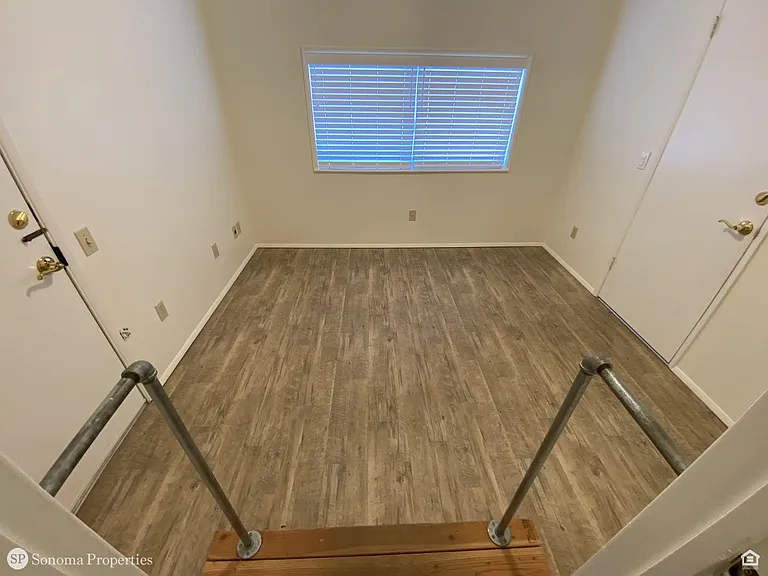 237 Temelec Cir — Photo 16