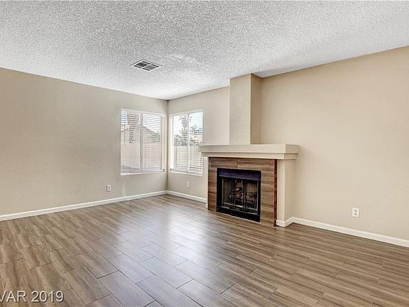 4th image of 8356 Cove Landing Ave