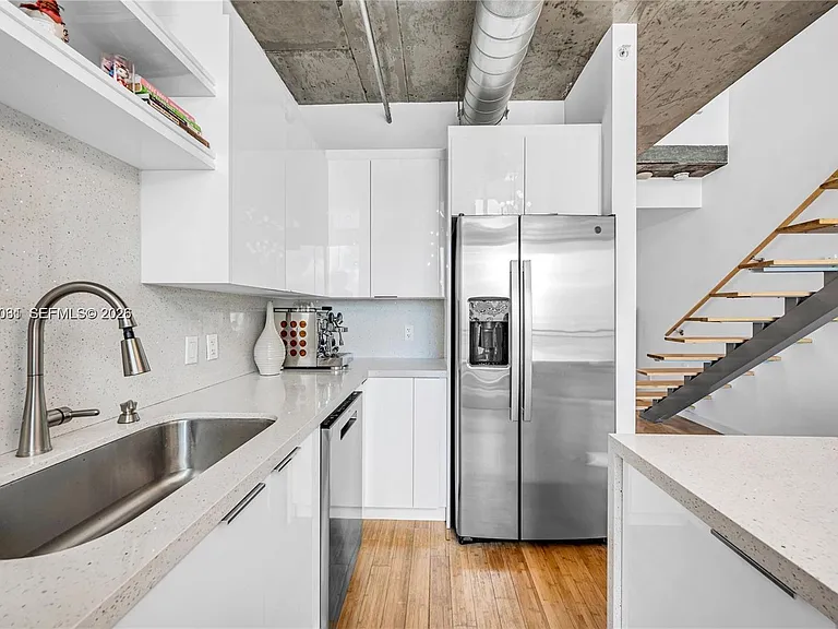 690 SW 1st Ct #1709 — Photo 6