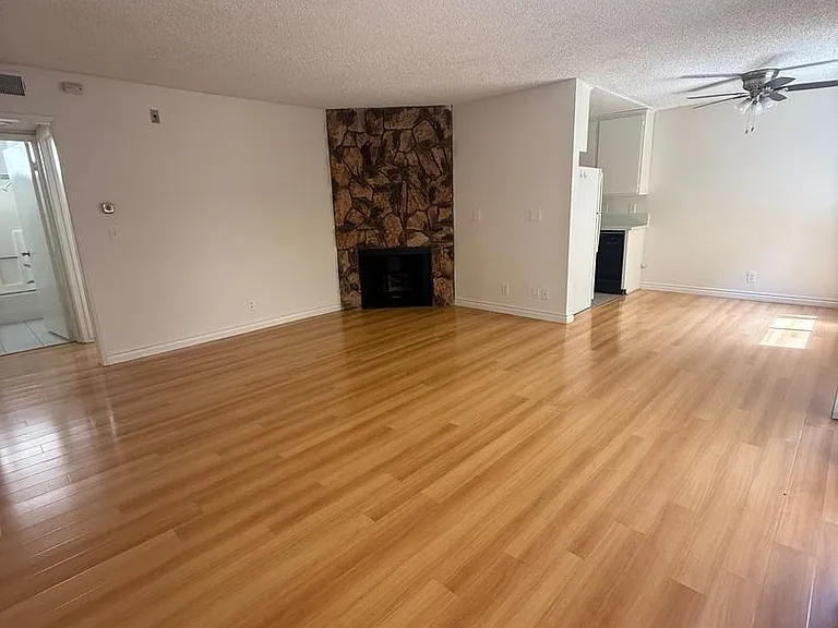 3736 Jasmine Ave — Photo 9