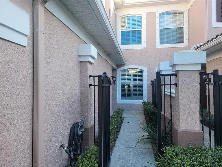 820 Lantern Way #101 — Photo 5