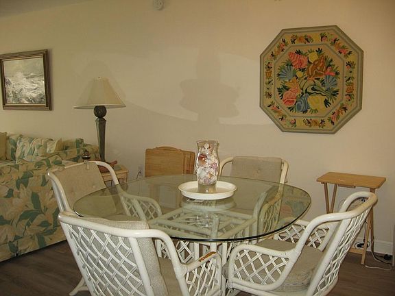 3rd image of 991 Collier Ct APT A103