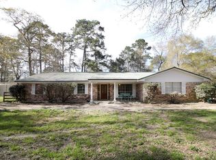 14577 Oakleaf Dr, Conroe, TX 77302