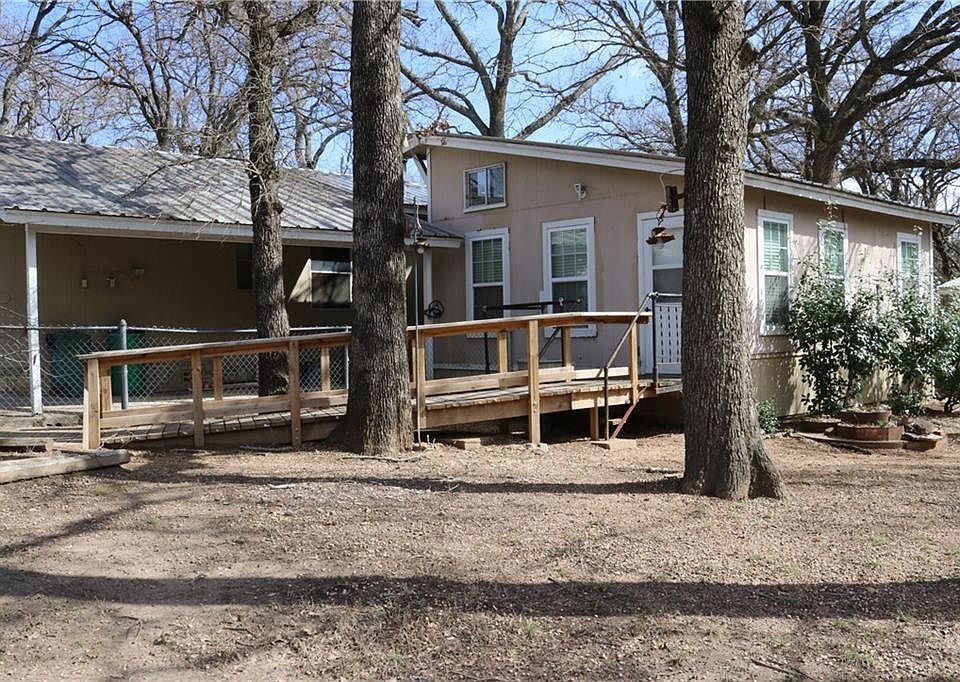 1st image of 2929 Beechwood St