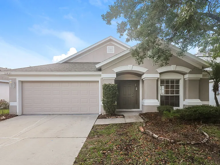11427 Misty Isle Ln — Photo 1